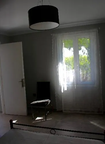Dina's House 2 أرغوستولي