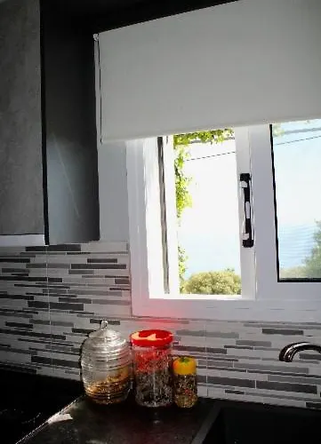 Dina's House 2 * أرغوستولي