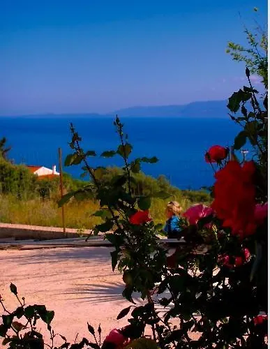 Tatil Evi Dina's House 2 *